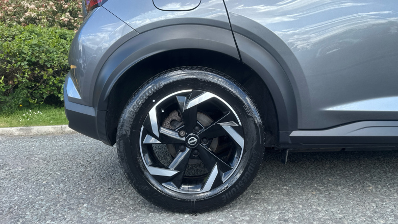 Nissan Juke 1.6 Hybrid N-Connecta 5dr Auto Hybrid Hatchback